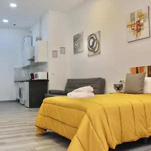 apt-nuevo-estudio-divina-pastora-n-1.hotelsinnerja.org/